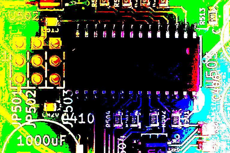 Comparison (bigger) of the printed circuit board image and the color
gradient image.
